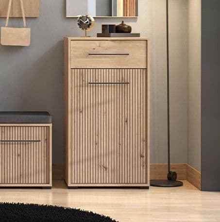 Selil Oak Hallway Sideboard - Narrow