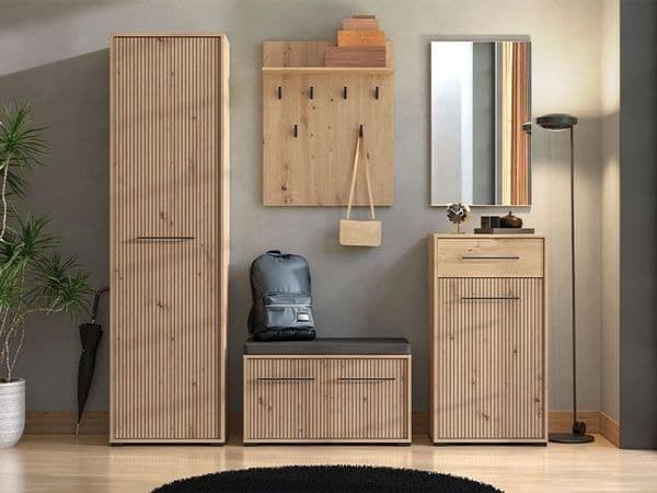 Garas Oak Slim Wardrobe - Slatted Design