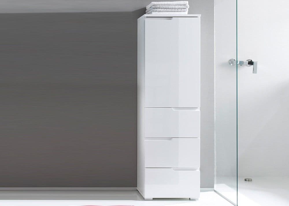 Wenur Tallboy Chest of Drawers - Spacious